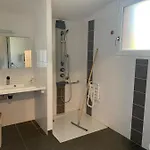 Hi La Maladrerie