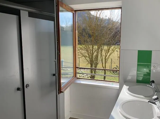 호스텔 Hi La Maladrerie