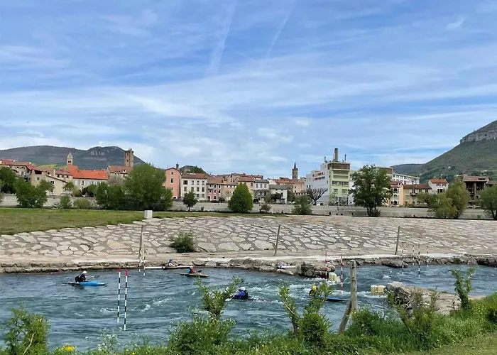 Hi La Maladrerie 호스텔